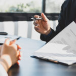 how to choose the right mortgage broker